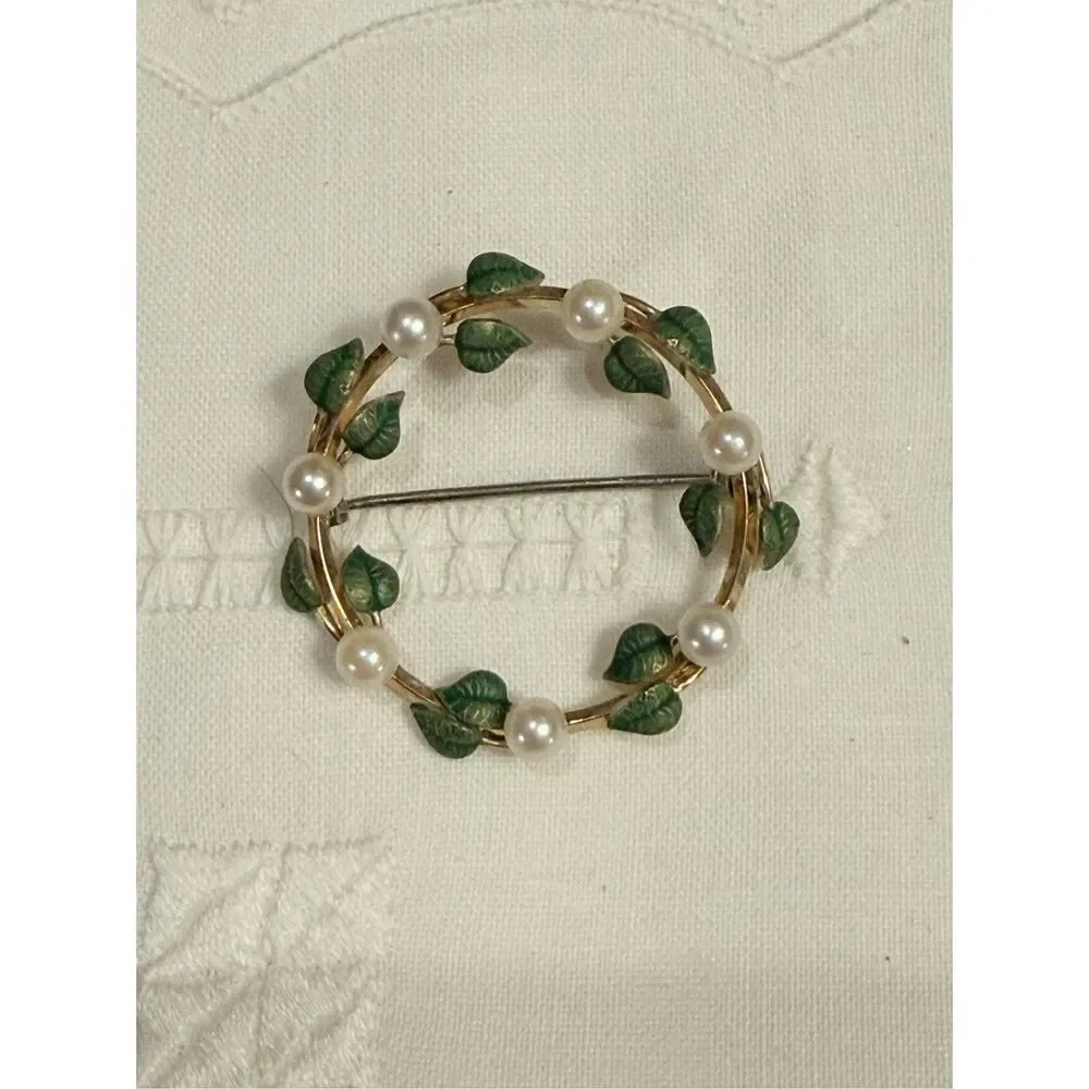 Vintage Krementz Wreath Pearl Green Leaf Gold Fill Brooch